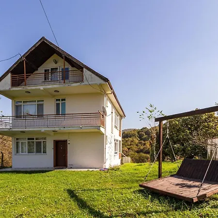 Marvelous Villa With Impressive Garden In Kartepe Villa