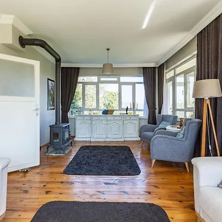 Villa Marvelous Villa With Impressive Garden In Kartepe