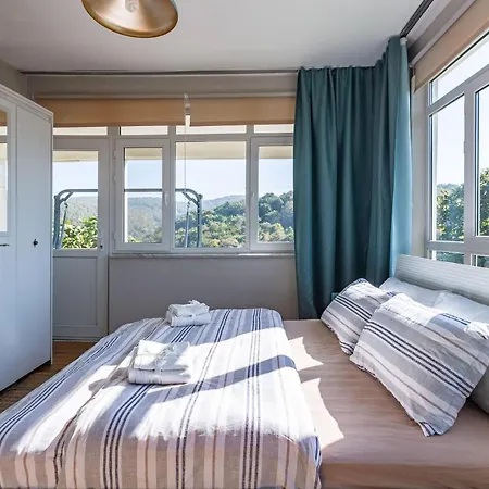 Villa Marvelous Villa With Impressive Garden In Kartepe *